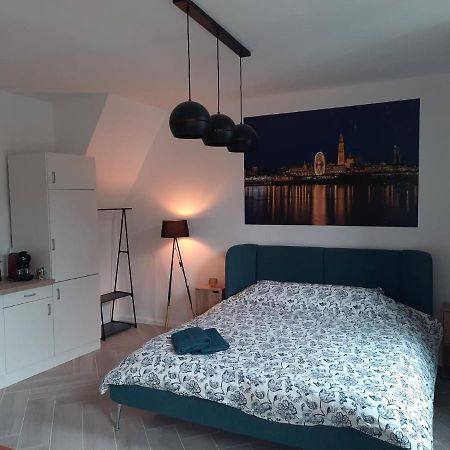 Suite City Center In Quiet Street & Airco Antwerpen Exteriör bild